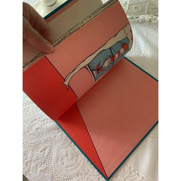 Dr. Seuss 1958 The Cat in the Hat Comes Back - Picture 9 of 11